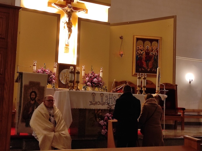 Adoracja Najświętszego Sakramentu dla małżonków