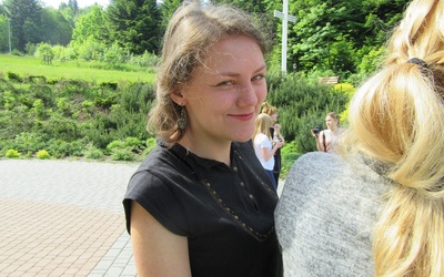Postulator procesu beatyfikacyjnego Heleny Kmieć otrzymuje wiele informacji o łaskach udzielanych za jej wstawiennictwem