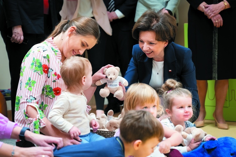 „Wrzucamy szósty bieg” – minister Marlena Maląg o polityce rodzinnej w 2022 r.