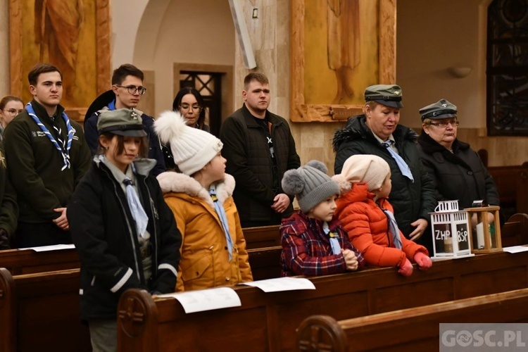 Gorzów Wlkp. Przekazanie Betlejemskiego Światła Pokoju