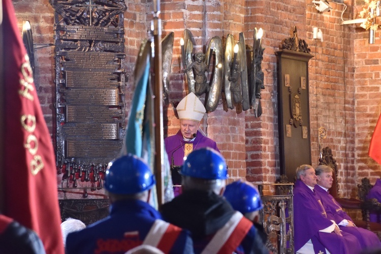 Rocznicowa Msza św. za ofiary Grudnia '70 w Gdańsku