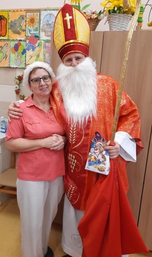 Dzierżoniów. Świąteczny nastrój w ZOL-u sióstr elżbietanek