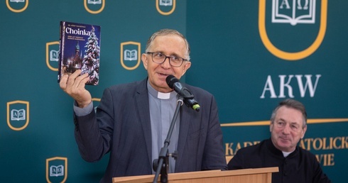 O bożonarodzeniowych zwyczajach Ksiądz Profesor mówił też podczas ostatniego spotkania z cyklu "Duchowość dla Warszawy", które odbyło się z 15 grudnia w auli Narodowego Instytutu Kultury i Dziedzictwa Wsi. Wykład można odsłuchać na: akademiakatolicka.pl. 