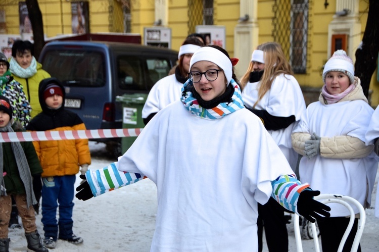 Świdnica. Jasełka w Rynku przygotowane przez MDK