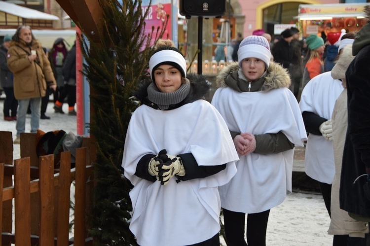 Świdnica. Jasełka w Rynku przygotowane przez MDK