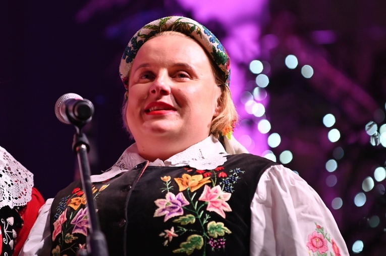 Strzegom zakolędował z zespołem Enej