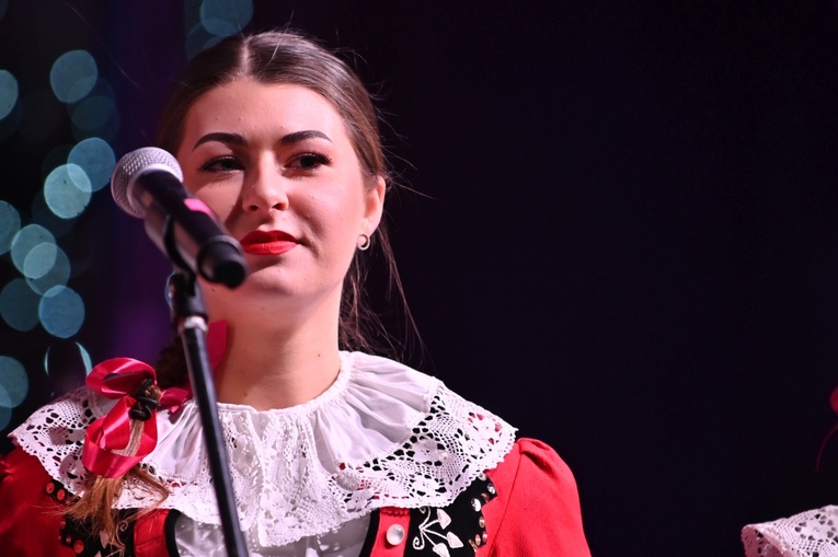 Strzegom zakolędował z zespołem Enej