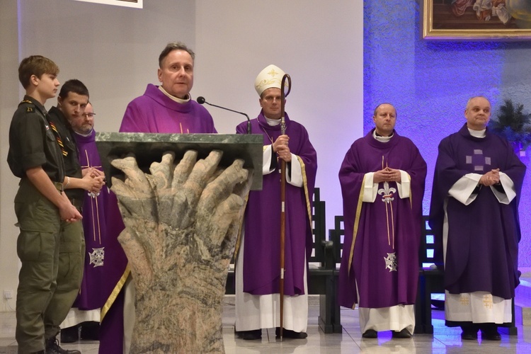 Spotkanie harcerzy w sanktuarium Matki Bożej Brzemiennej