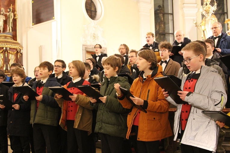 "Poznańskie słowiki" w Pile