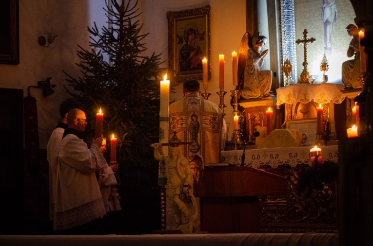 Tradycyjna Msza św. o Najświętszej Maryi Pannie w Adwencie