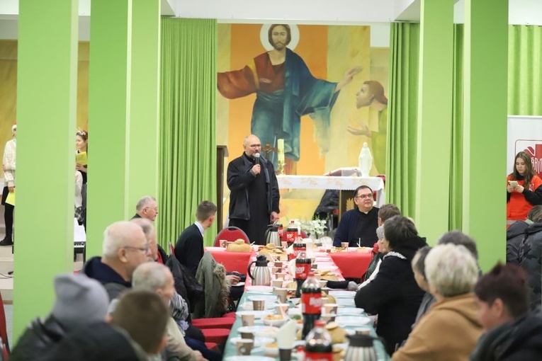 Wigilia Caritas dla osób samotnych i bezdomnych w Gorzowie Wlkp.