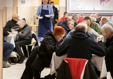 Każdego dnia z pomocy w Domu Nadziei korzysta kilkudziesięciu bezdomnnych.