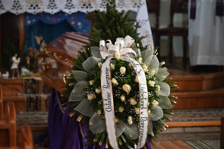 Dzierżoniów. Pogrzeb s. Rosarii Nowak