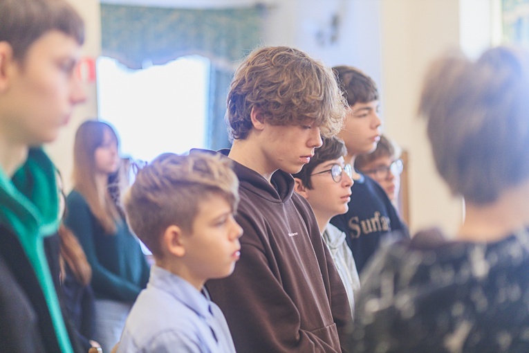 Adwentowa skrutacja dla młodzieży