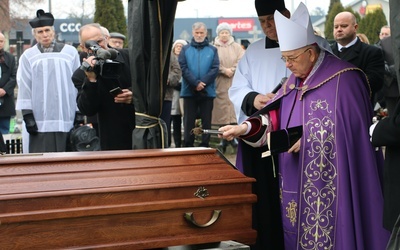Dobrzyń n. Drwęcą. Pogrzeb ks. prof. Czesława Rychlickiego