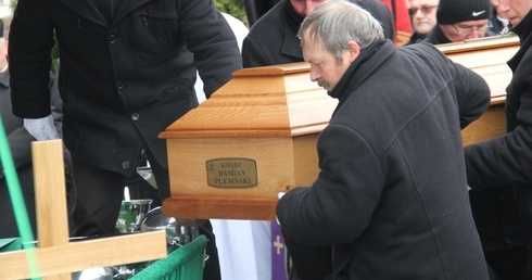 Pogrzeb ks. Damiana Plesińskiego