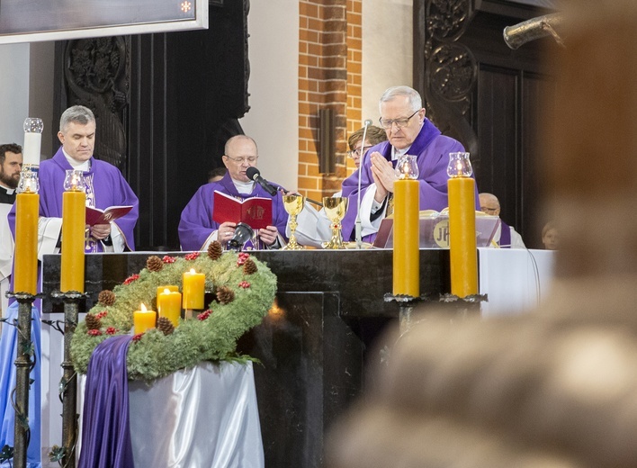 Pożegnanie bp. Werno w Kołobrzegu, cz. 2