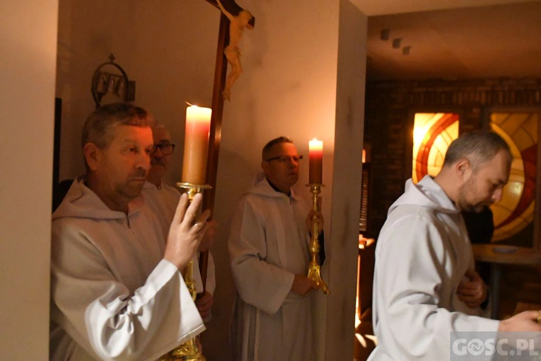 Radosne roraty i śniadania w Kostki