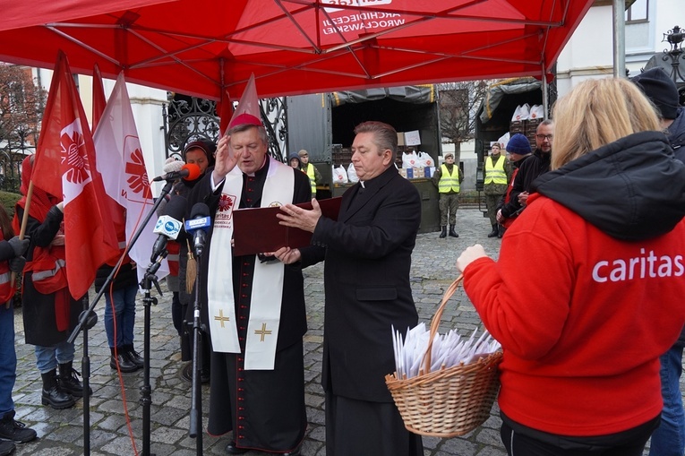 Pomoc potrzebującym