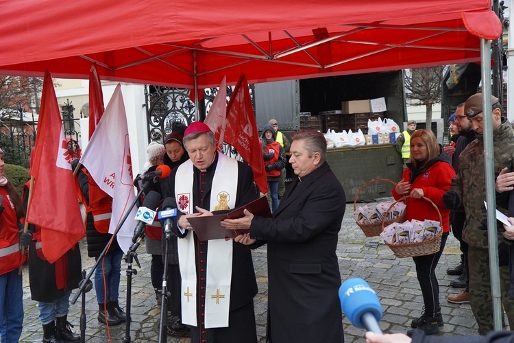 Pomoc potrzebującym