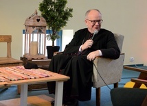 Biskup opolski zachęca do przyjęcia kolędowej wizyty duszpasterskiej