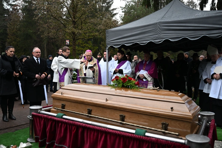 Pogrzeb bp. Werno w Koszalinie, cz. 2