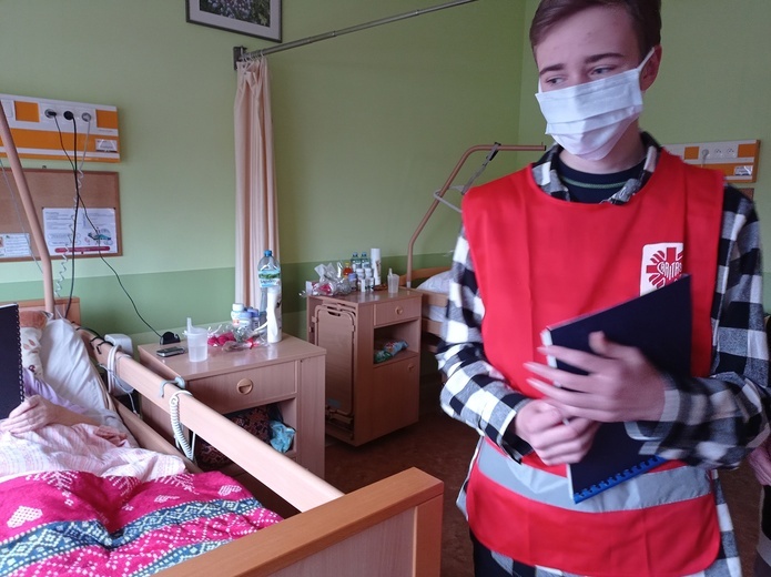 Wolontariusze SKC w hospicjum 