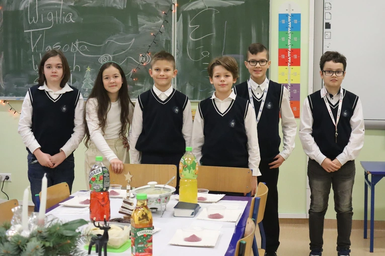 Jasełka w Szkole Podstawowej Sióstr Salezjanek we Wrocławiu