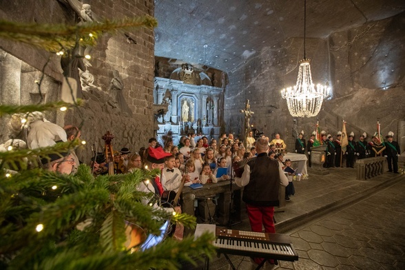 Górnicy z Kopalni Soli "Wieliczka" jako pierwsi powitali Jezusa