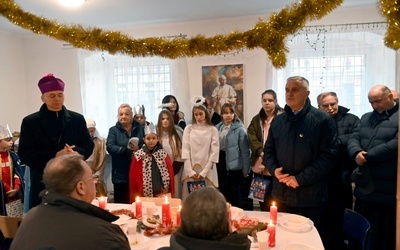 Wałbrzych. Ponad 100 osób na wigilii Caritas