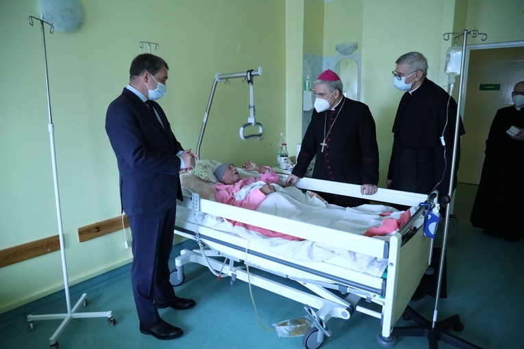 Wigilijne życzenia dla osób chorych i w podeszłym wieku