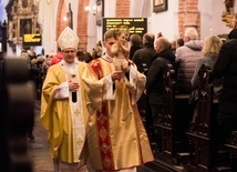 Abp Wojda: Syn Boży przyniósł światu pokój, który stał się fundamentem cywilizacji miłości