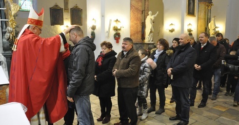 Zaproszenie dla pracujących za granicą