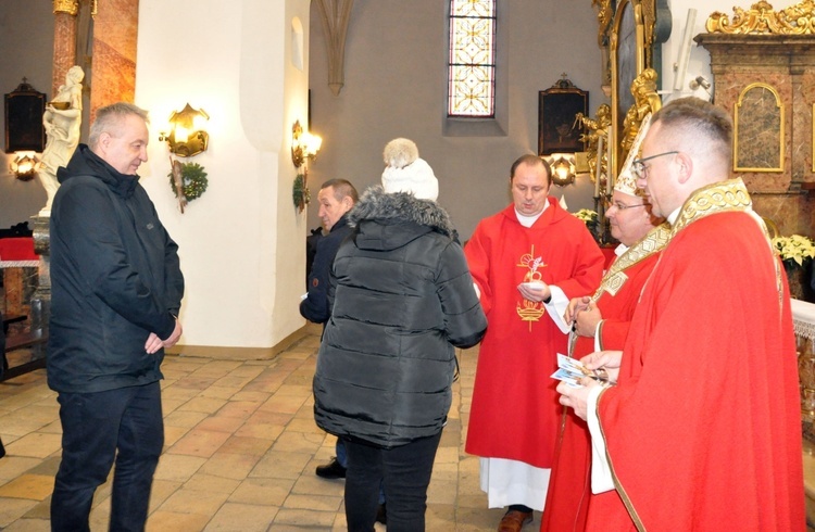 Pracujący za granicą przyjechali do Jemielnicy