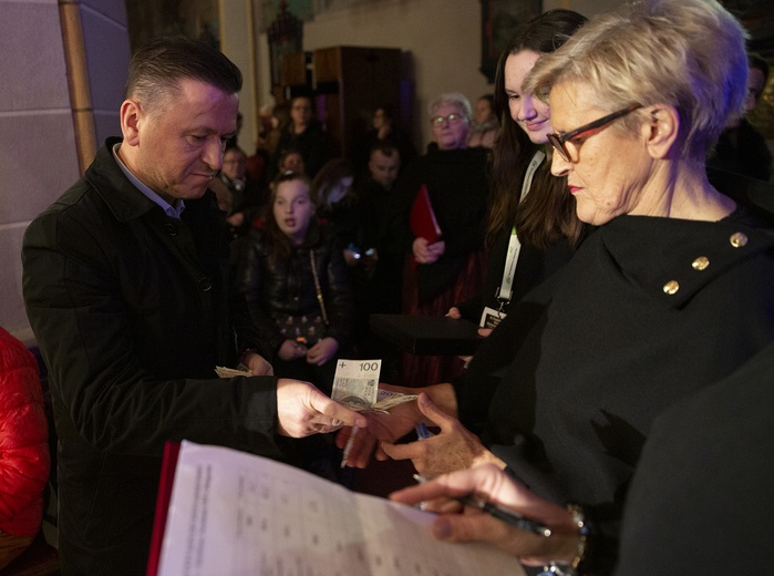 Charytatywny Koncert Bożonarodzeniowy, cz. 1