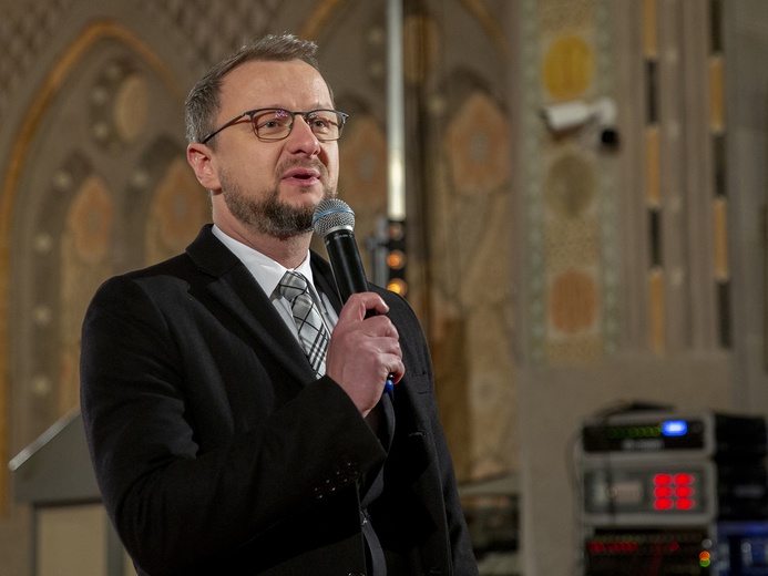 Charytatywny Koncert Bożonarodzeniowy, cz. 1