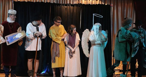 Legnica. Bal Osób Niepełnosprawnych