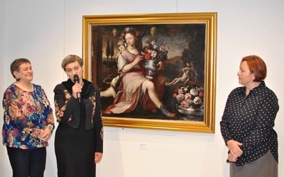 Wernisaż wystawy w Galerii Malarstwa Alfonsa Karpińskiego w Stalowej Woli.