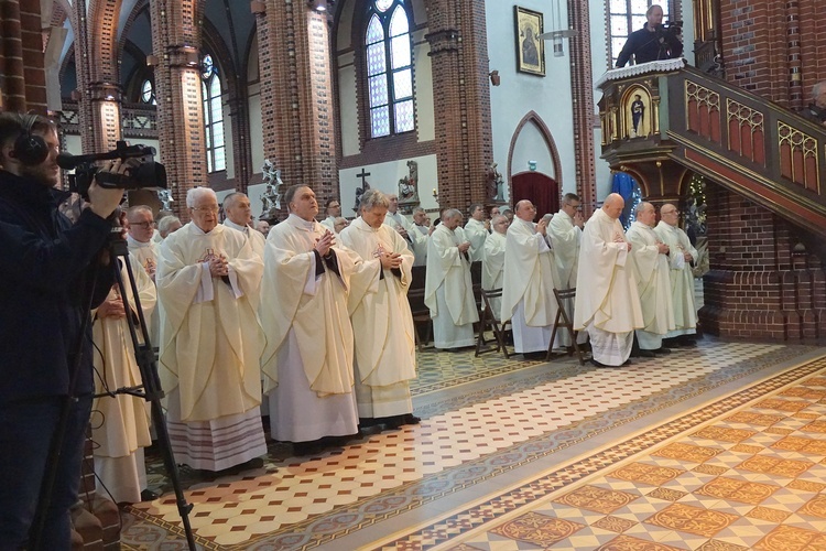 Dziękczynienie za posługę biskupa Jana Kopca