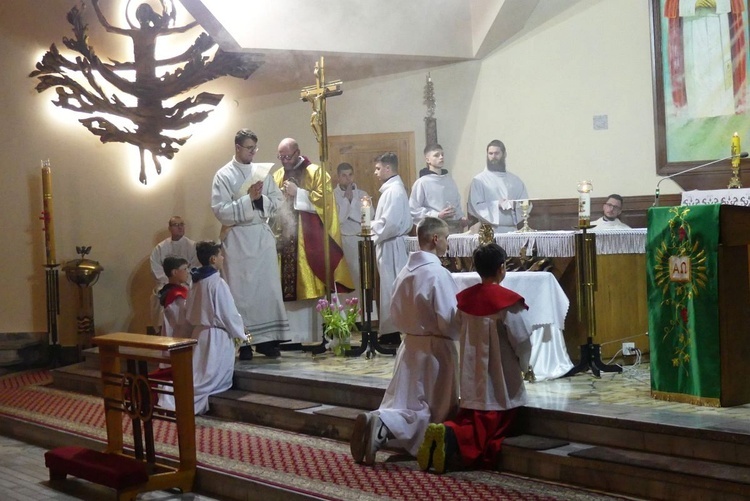 CUD - Cieszyńskie Uwielbienie Dekanalne z bł. Carlem Acutisem w Kalembicach