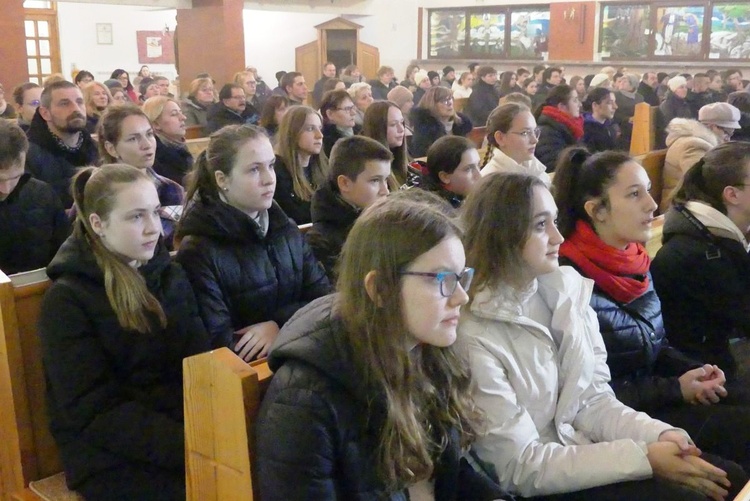 CUD - Cieszyńskie Uwielbienie Dekanalne z bł. Carlem Acutisem w Kalembicach