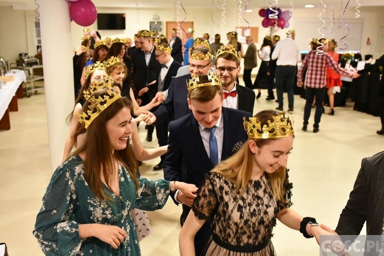 Bal karnawałowy Katolickiego Stowarzyszenia Młodzieży