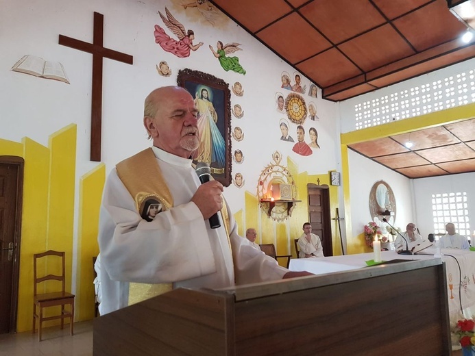 Biskup Jeż w Louvaku