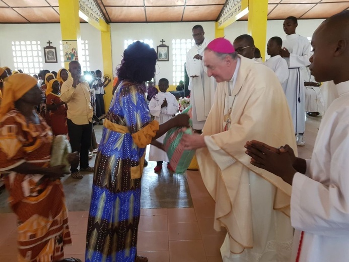 Biskup Jeż w Louvaku