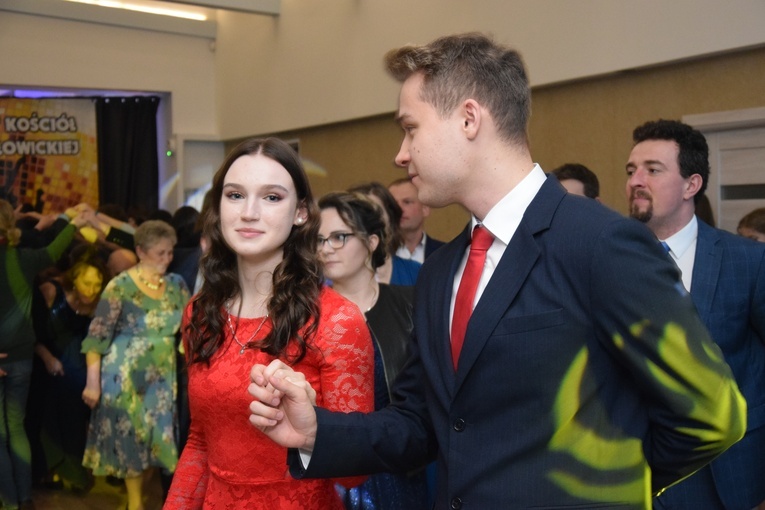 Karnawałowy Bezalkoholowy Bal w Skierniewicach 