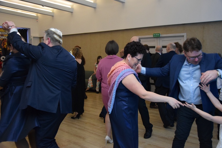 Karnawałowy Bezalkoholowy Bal w Skierniewicach 