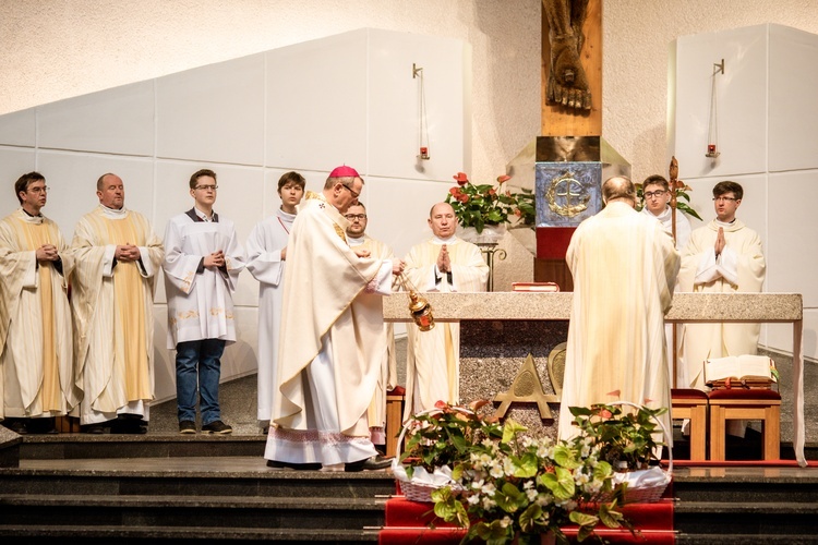 Nowi nadzwyczajni szafarze Komunii św.