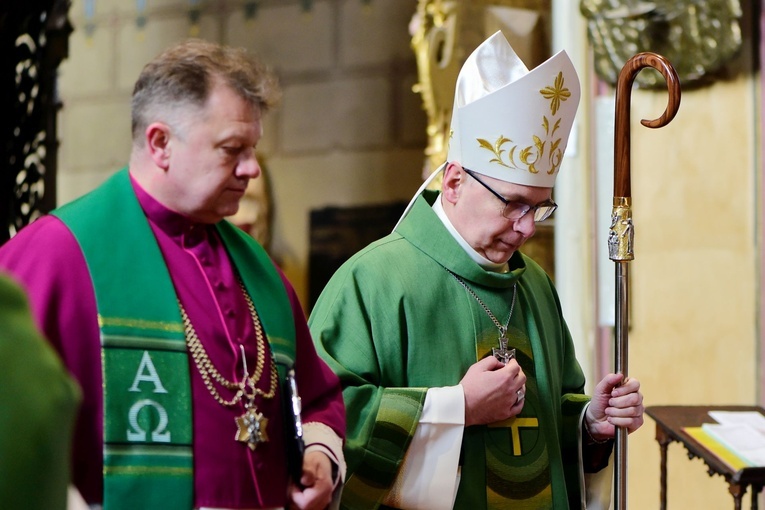 Frombork. Msza św. w 550. rocznicę urodzin Mikołaja Kopernika