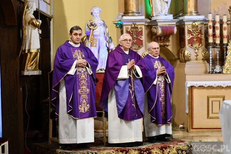 Zielonogórzanie pożegnali śp. ks. Mieczysława Dernia