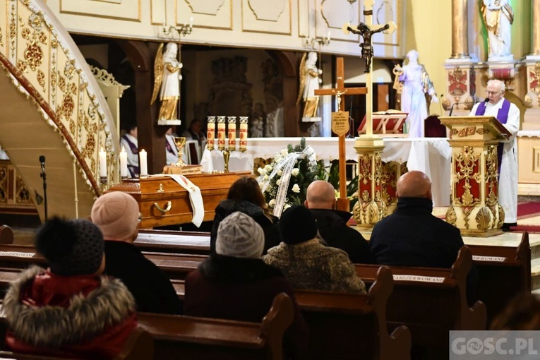 Zielonogórzanie pożegnali śp. ks. Mieczysława Dernia